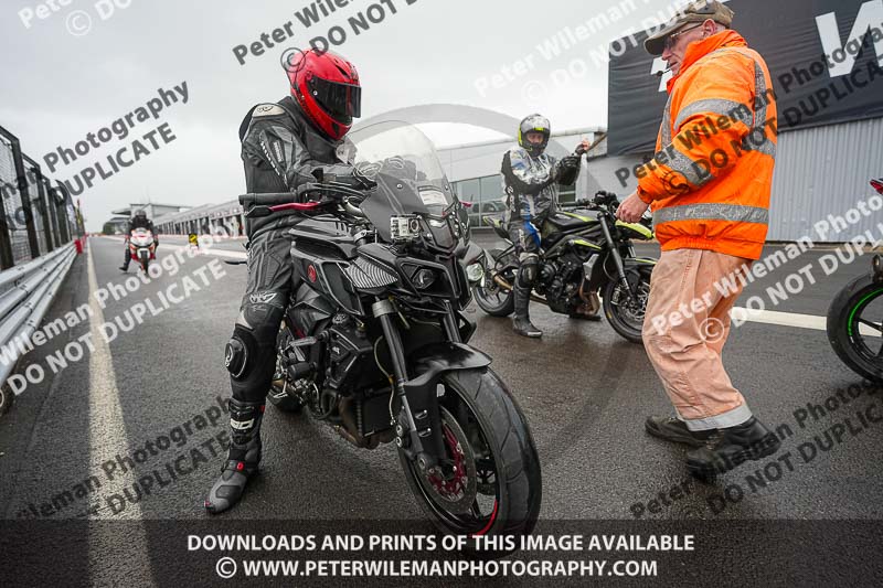 donington no limits trackday;donington park photographs;donington trackday photographs;estoril;event digital images;motorbikes;no limits;no limits trackdays;peter wileman photography;portugal;trackday;trackday digital images;trackday photos